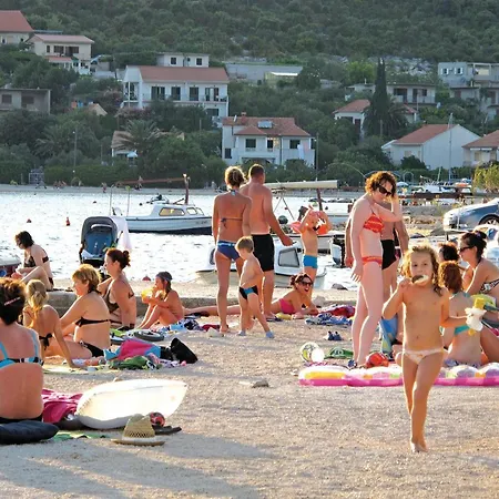 Amazing In Najevi With Wifi Holiday home *